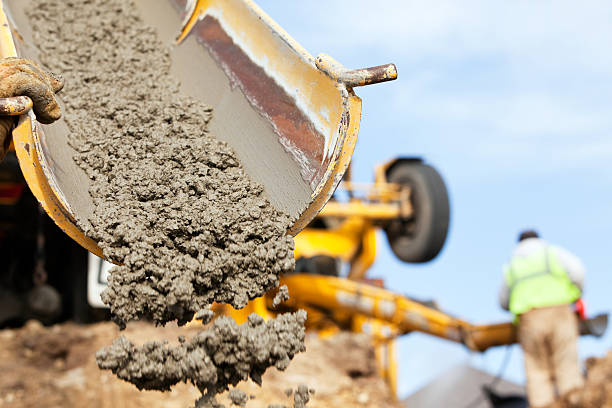 Best Local Concrete Companies  in Davenport, IA